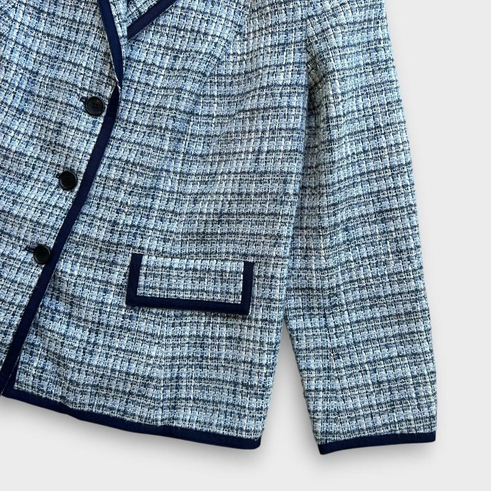 Talbots Tweed Blazer Jacket Women's Size 16 Blue White Bouclé Classic Preppy - Picture 3 of 13